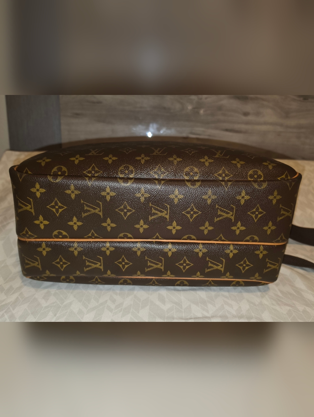 Louis Vuitton Reporter GM, Yr 2000 - Picture 6 of 15